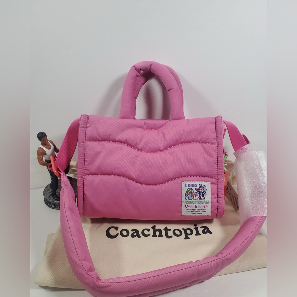 Sold❌ NWT Coach Coachtopia Loop Mini Tote Detach Strap Bright Magenta
